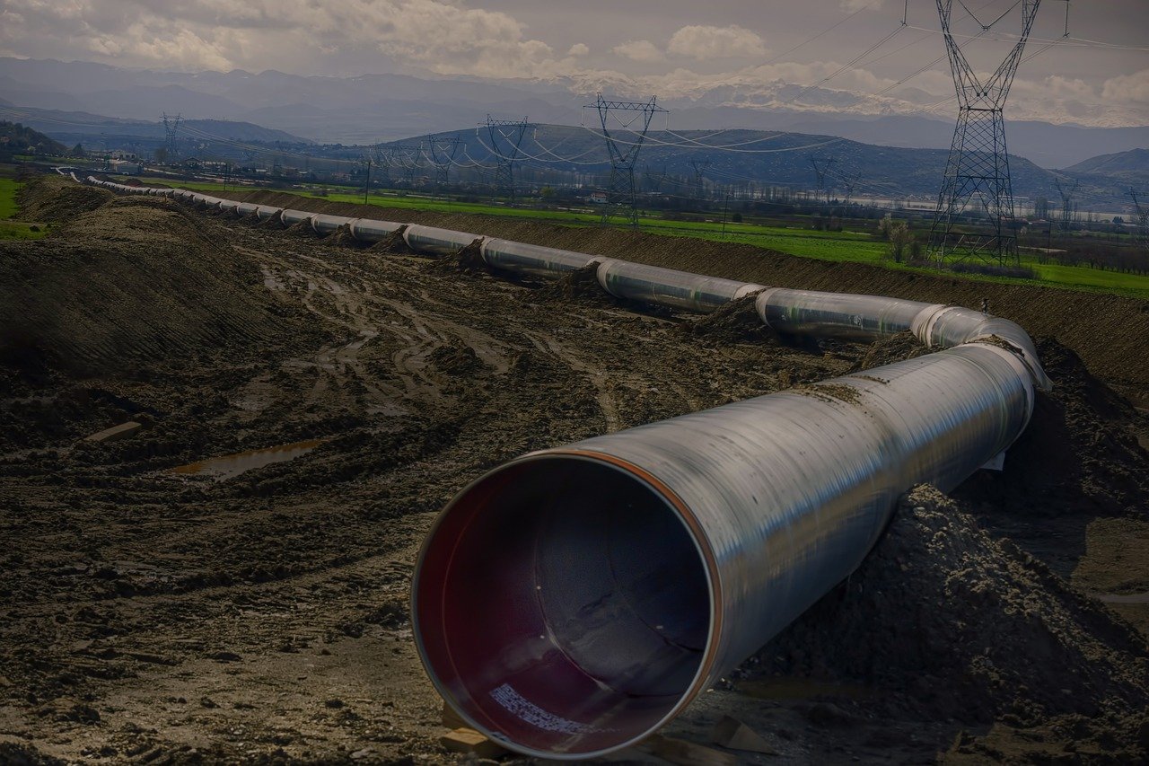 pipe, filed, petroleum-4506134.jpg